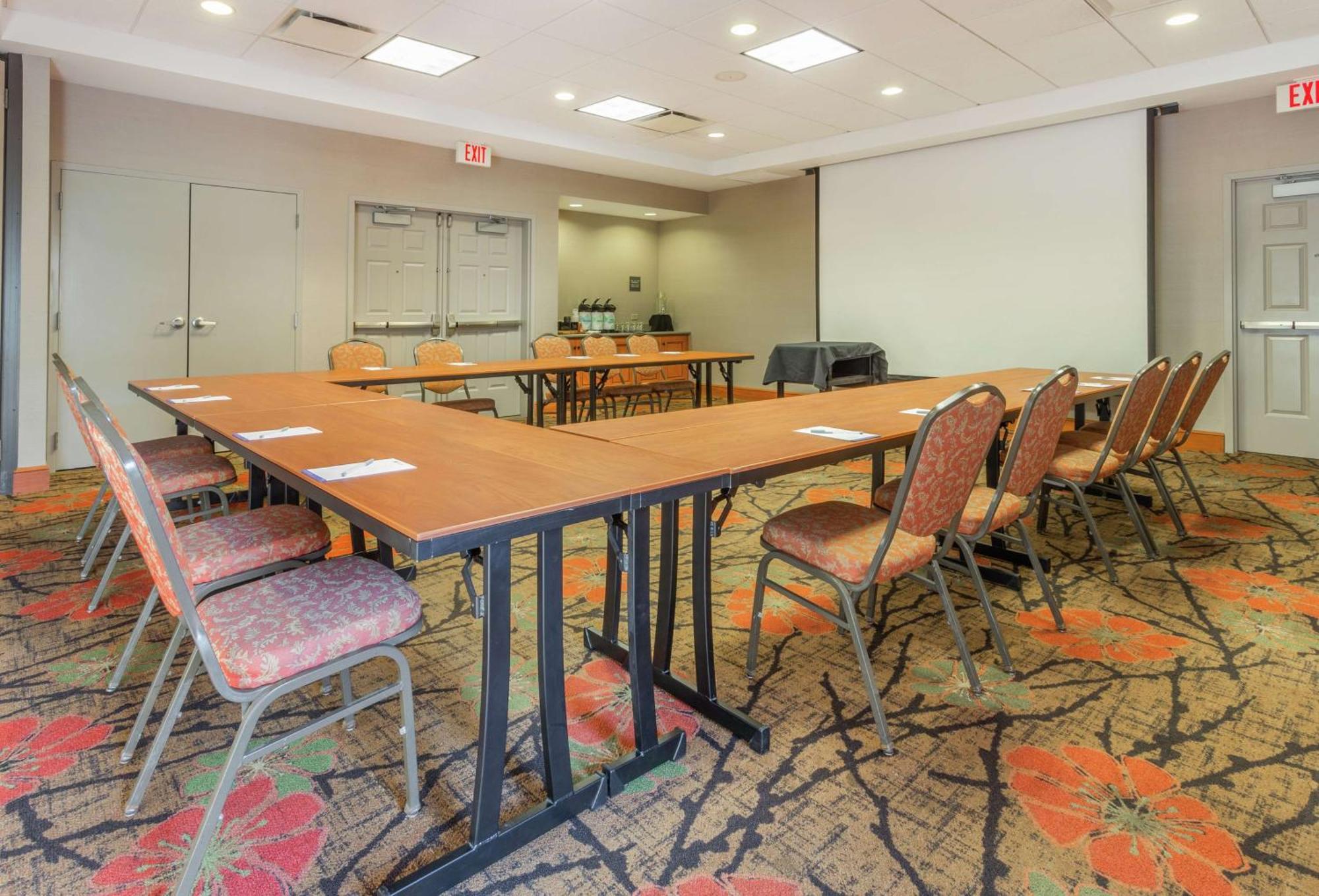 Hilton Garden Inn Chicago/Tinley Park Exterior photo